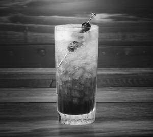 Berry peach mojito