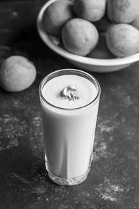 Chikoo Shake