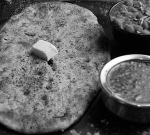 Paneer Kulcha with Chana
