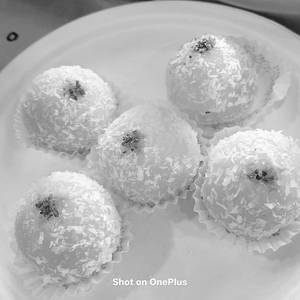 Coconut Laddu
