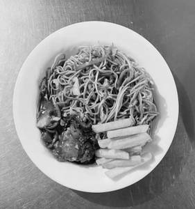 Veg Chow With Chicken Chilli 1pcs And Fries