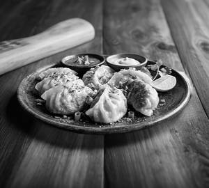 Panner steamed fried momos 