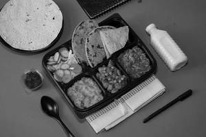 Kathiyawadi Thali