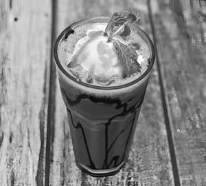 Mandarin Chocolate Shake