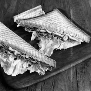 Chicken swarma sandwich