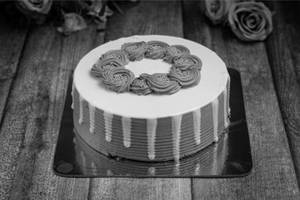 Black Currant Cake