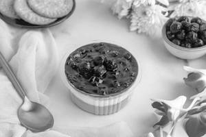 Serradura With Blueberry
