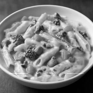 White Sauce Pasta Veg