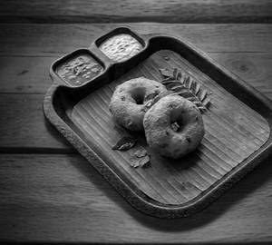 Vada (2 pcs)