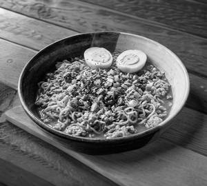 Egg Maggie