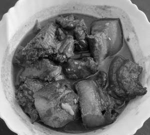 Smoked Pork With Anishi thali