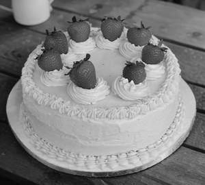 Strawberry Cake (500G)