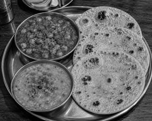 Chana Masala+ Yellow Dal+ 3 Butter Roti