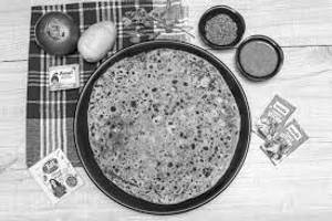 1 Butter Aloo Paratha With Ketchup
