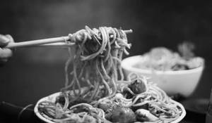 Veg Chowmein + Manchurian
