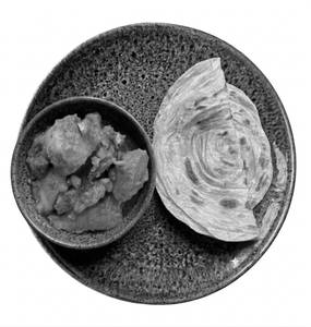 Paratha 2 Pcs & Aloo Torkari In 250 ml