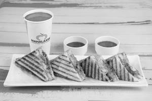 Aloo Matar Toast Sandwich With Coco [300 Ml]