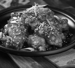 Gravy momos