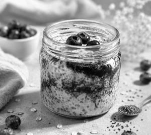 Blueberry Chia Overnight Oats