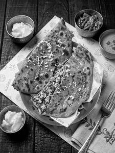 Paneer Paratha