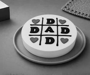 Dad With Red Heart Cake 500g