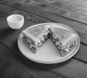 Veg Cheese Sandwich [1 Sandwich]