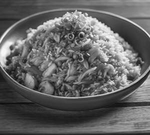 Juicy Chilli Garlic Rice [Non Veg]