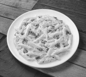 White Sauce Pasta    [1 Full Plate]