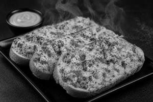 Chicken Garlic Bread