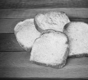 Toast bread