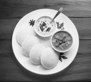Idly (4 Pcs)
