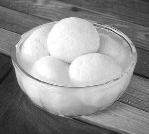 Rasgulla ( 11 Pcs )