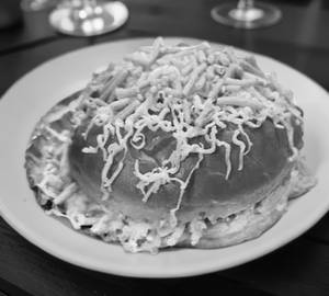 Cheese sev maska bun