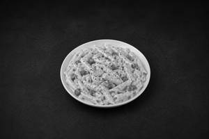 White sauce pasta