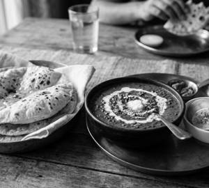 Dal Makhani + 3 Roti