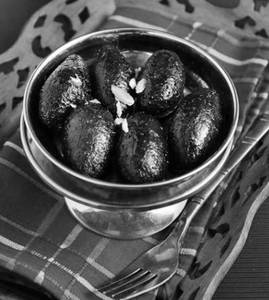 Kala Jamun (02 Pcs)
