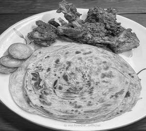 Lacha paratha with chiken kosha