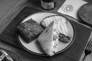 Sandwich Combo - 3 (Chicken Mayo-1, Walnut Brownie-1)