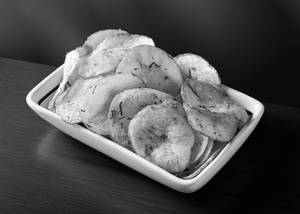 Garlicky Potato Chips (Gluten Free & Vegan)