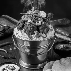 Chettinadu Chicken Bucket Biriyani Meduim
