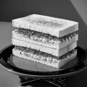 Gochujang-jalapeno Chicken Sando