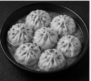 Chicken Jhol Momo (08 Pcs.)