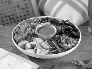 Warm Grain Salad Bowl With Roasted Cottage Cheese [Full]