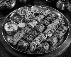 (n) Tandoori Chaap Platter