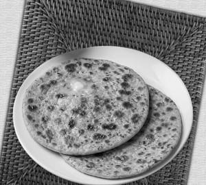 Aloo Paratha ( Refined Oil)