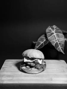 Chilli Chicken Burgers