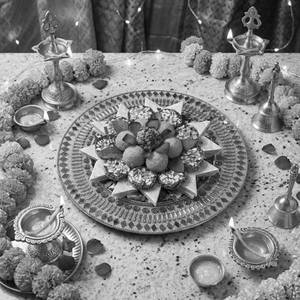 Sweets Gift Tray