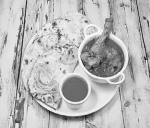 Special Chicken Kashmiri With Butter Chapati [4 Pieces] & Chaach