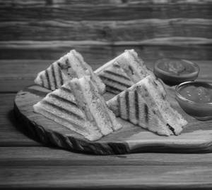 Cheese Aloo Masala Sandwich