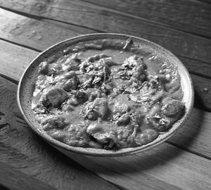 Mushroom tikka masala
